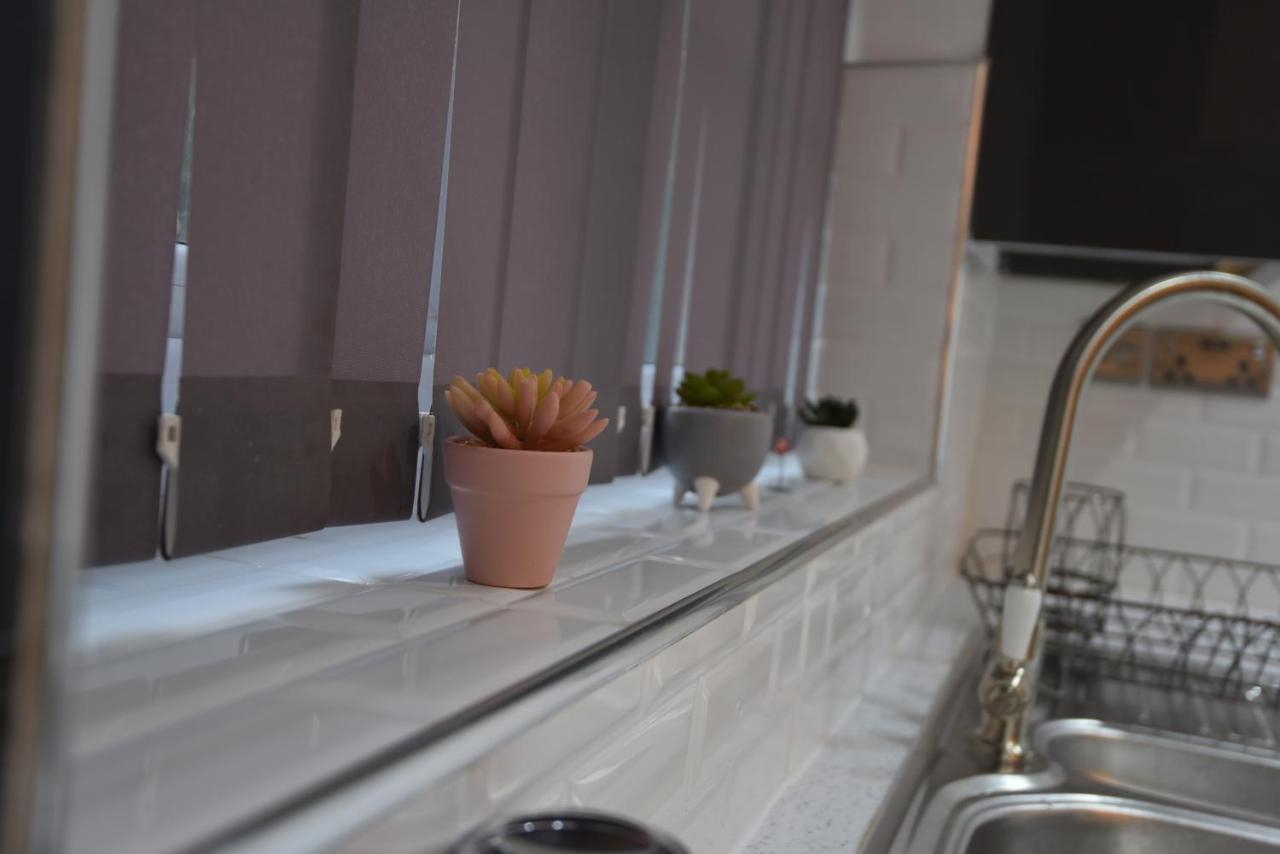 Exclusive!! Newly Refurbished Speedwell Apartment Near Bristol City Centre, Easton, Speedwell, Sleeps Up To 3 Guests Extérieur photo